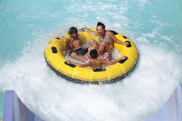 Six Flags Great Escape Lodge & Indoor Waterpark image 16