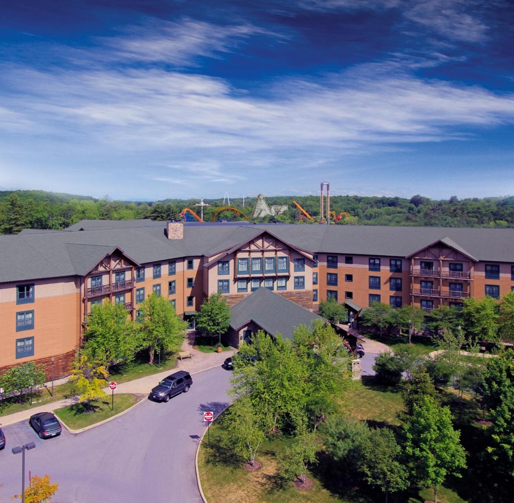 Six Flags Great Escape Lodge & Indoor Waterpark Main image